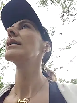 Monita Med online show from 04/05/26, 01:30