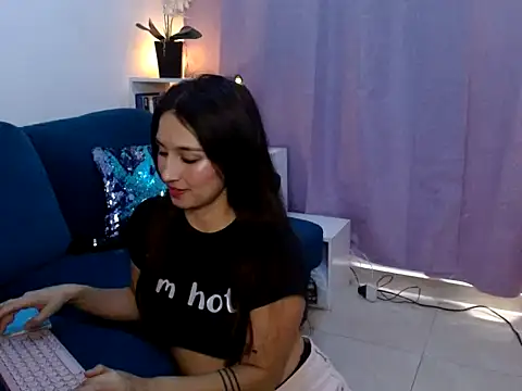 Almaglow  online show from 04/14/26, 07:09