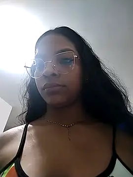 KATALINA SANTANA  online show from 03/01/26, 11:40