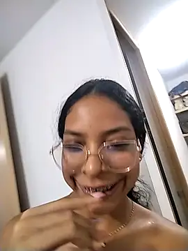 KATALINA SANTANA  online show from 03/02/26, 05:08