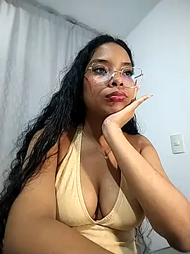 KATALINA SANTANA  online show from 04/28/26, 12:20