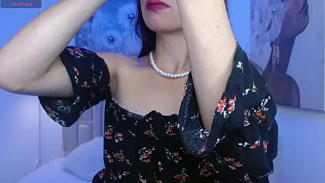 Nicolleth tk online show from 04/11/26, 03:22