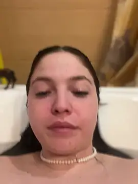 AlexaYvonne online show from 02/18/26, 12:28