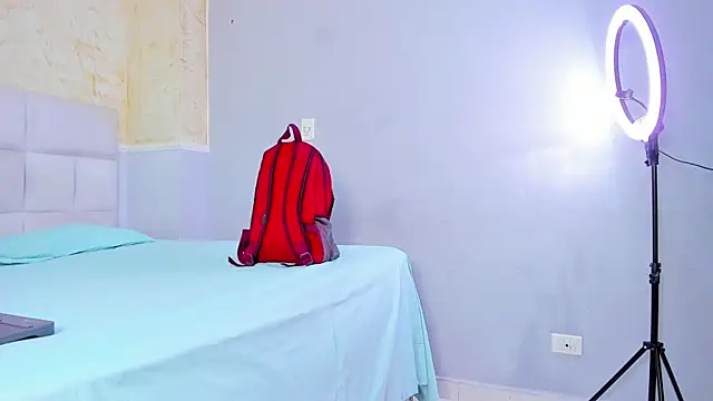 Snapshot of TyagoRoberts_ chatting on 01/13/26, 03:01 TyagoRoberts online show from 01/13/26, 03:01