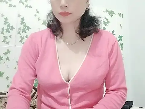 Sophie sexy7 online show from 03/09/26, 04:00