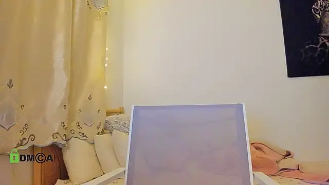juliiaroberts online show from 06/03/26, 02:36