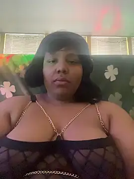 Snapshot of MistressKitan chatting on 02/27/26, 03:45 MistressKitan online show from 02/27/26, 03:45