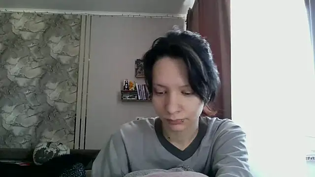 LxayBloom online show from 02/13/26, 08:32