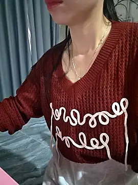 Snapshot of moon_baby99 chatting on 02/15/26, 05:26 moon baby99 online show from 02/15/26, 05:26