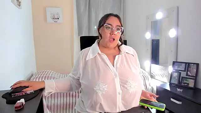 KarlaLannee online show from 03/08/26, 04:05