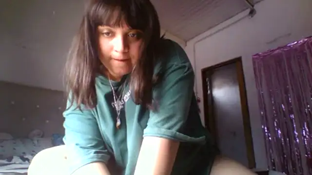 Snapshot of dulce_marrr chatting on 04/25/26, 05:21 dulce marrr online show from 04/25/26, 05:21