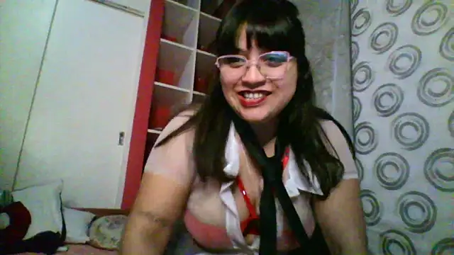 Snapshot of dulce_marrr chatting on 05/17/26, 06:00 dulce marrr online show from 05/17/26, 06:00