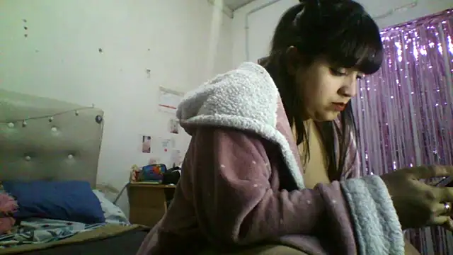 Snapshot of dulce_marrr chatting on 06/19/26, 09:51 dulce marrr online show from 06/19/26, 09:51