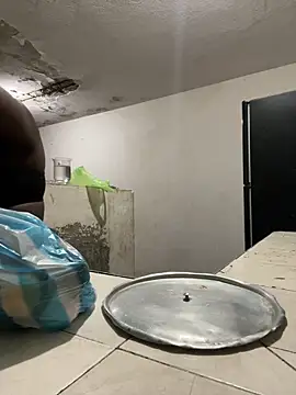 Guianna27 online show from 01/15/26, 12:37