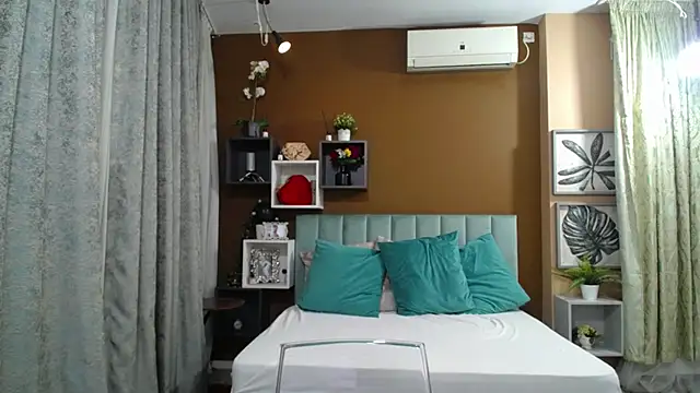 Snapshot of DarcyeJane chatting on 01/13/26, 06:35 DarcyeJane online show from 01/13/26, 06:35