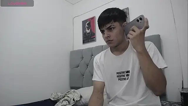 Loganjhonson19 online show from 01/09/26, 03:09