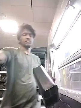 SEXYBOYCALLME online show from 02/12/26, 05:30