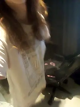 Snapshot of iceseeker2 chatting on 02/03/26, 09:14 iceseeker2 online show from 02/03/26, 09:14