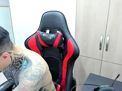 Chrissblack online show from 02/12/26, 03:56