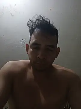 paladito01 online show from 05/17/26, 05:16