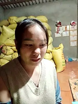 vanvan005 online show from 01/10/26, 11:23