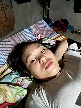 Snapshot of vanvan005 chatting on 02/02/26, 11:25 vanvan005 online show from 02/02/26, 11:25