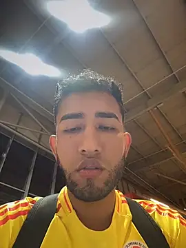 Snapshot of liam_bronw chatting on 06/17/26, 11:38 liam bronw online show from 06/17/26, 11:38