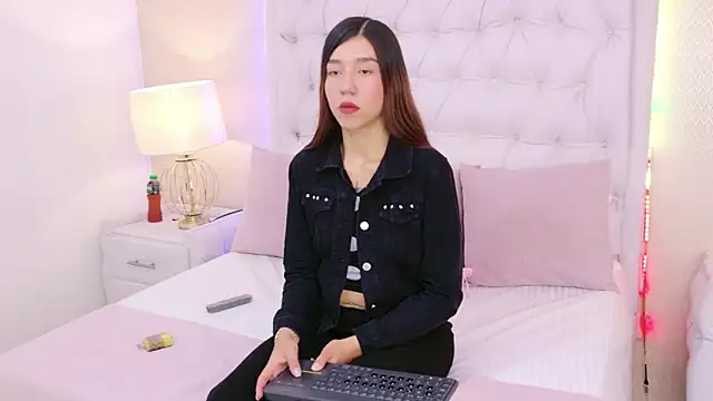 VioletFroost online show from 01/16/26, 08:13