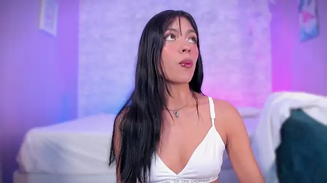 ayla lux online show from 02/14/26, 05:37