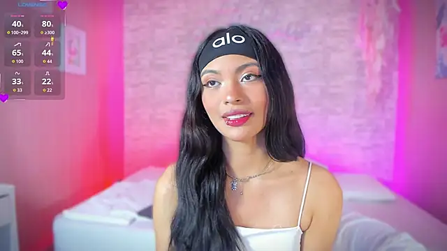 ayla lux online show from 03/08/26, 10:57