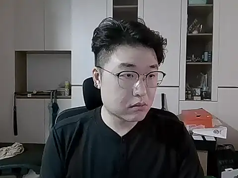 W0Ijn online show from 05/08/26, 02:39