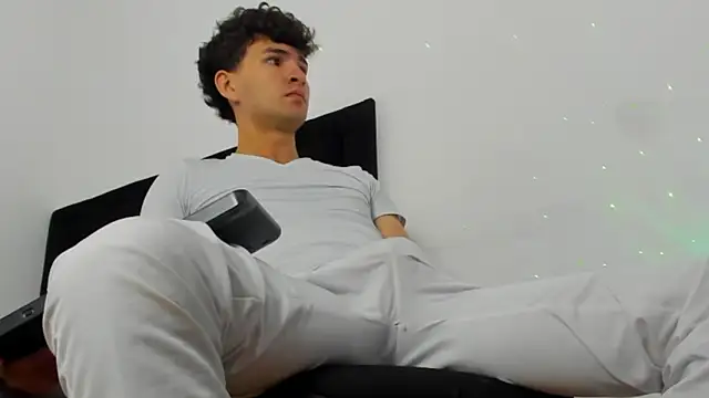 Snapshot of camilo_model chatting on 02/25/26, 11:53 camilo model online show from 02/25/26, 11:53