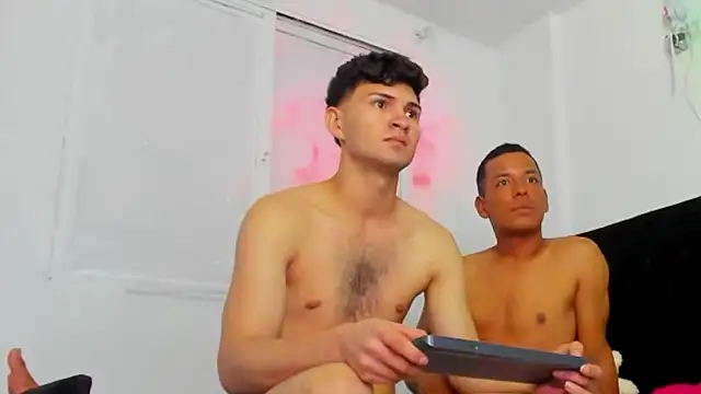 camilo model online show from 04/11/26, 03:11