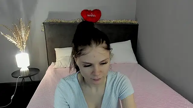 SkinyJoys online show from 02/21/26, 02:01