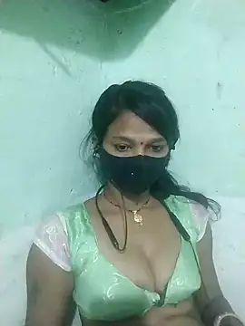 Snapshot of Miss__soniya106 chatting on 03/10/26, 04:01 Miss soniya106 online show from 03/10/26, 04:01