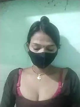 Snapshot of Miss__soniya106 chatting on 04/14/26, 04:24 Miss soniya106 online show from 04/14/26, 04:24