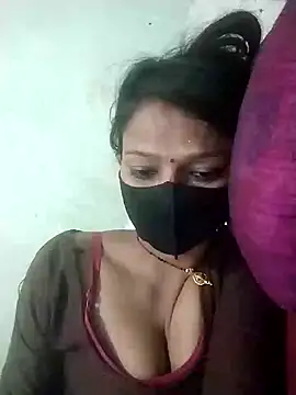 Snapshot of Miss__soniya106 chatting on 04/15/26, 05:03 Miss soniya106 online show from 04/15/26, 05:03