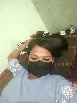 Miss  soniya106 online show from 05/11/26, 03:07
