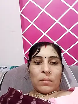 Snapshot of Hot_ree85 chatting on 03/01/26, 07:21 Hot ree85 online show from 03/01/26, 07:21