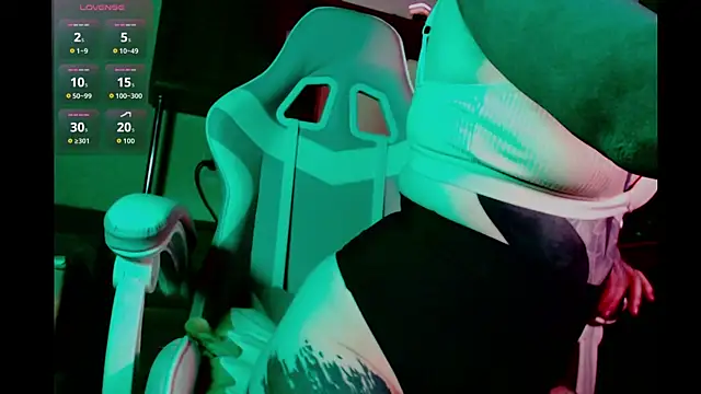 Snapshot of Gloomy_Suemi chatting on 04/09/26, 03:28 Gloomy Suemi online show from 04/09/26, 03:28