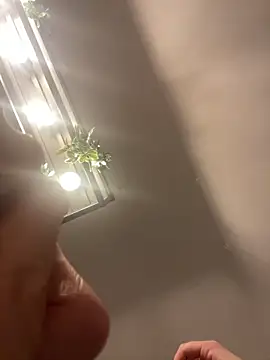 Bluedreams999 online show from 02/07/26, 06:33