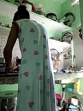 Night-Couple2 online show from 04/16/26, 04:35