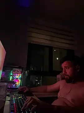 NinoEstouranel online show from 01/12/26, 05:01