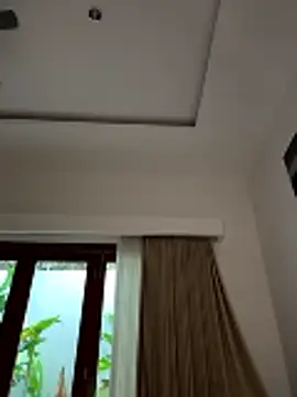 Milly Meyson online show from 01/11/26, 03:22