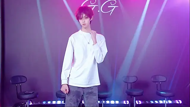 Snapshot of TNT-520 chatting on 01/12/26, 12:10 TNT-520 online show from 01/12/26, 12:10