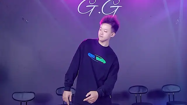 Snapshot of TNT-520 chatting on 01/14/26, 12:11 TNT-520 online show from 01/14/26, 12:11