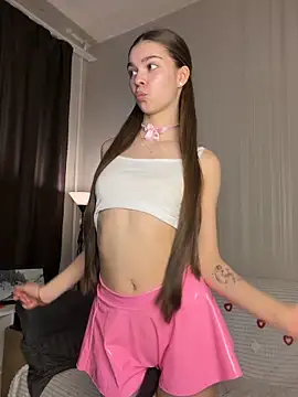 SkylineBliss online show from 03/03/26, 01:34