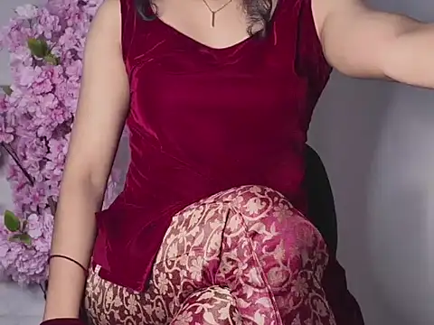 Yasminrosa online show from 02/21/26, 12:33