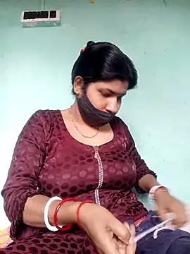 Monisha9876 online show from 02/01/26, 04:11