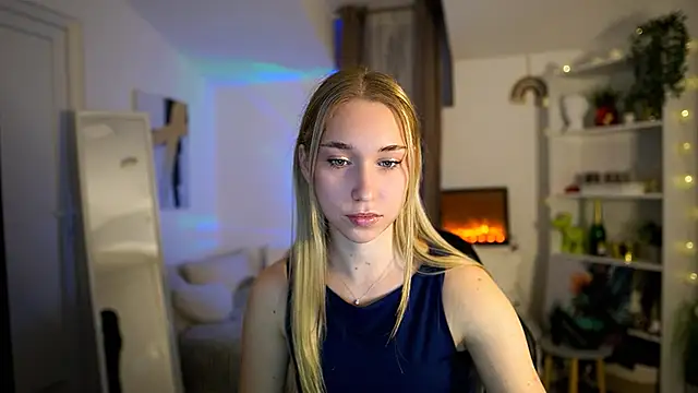 Snapshot of MilaBunny2000 chatting on 01/14/26, 11:16 MilaBunny2000 online show from 01/14/26, 11:16